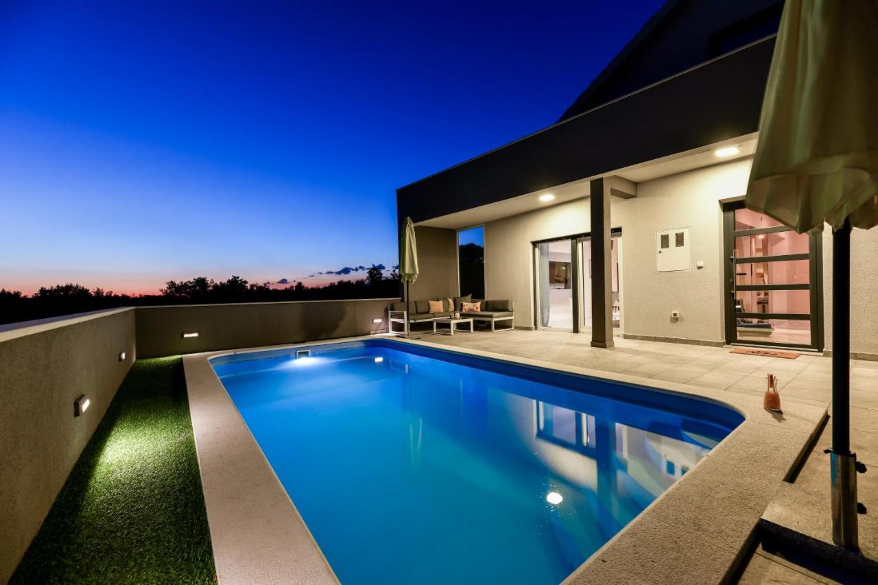 Luxurious Villa Natali Pridraga Zewnętrze zdjęcie