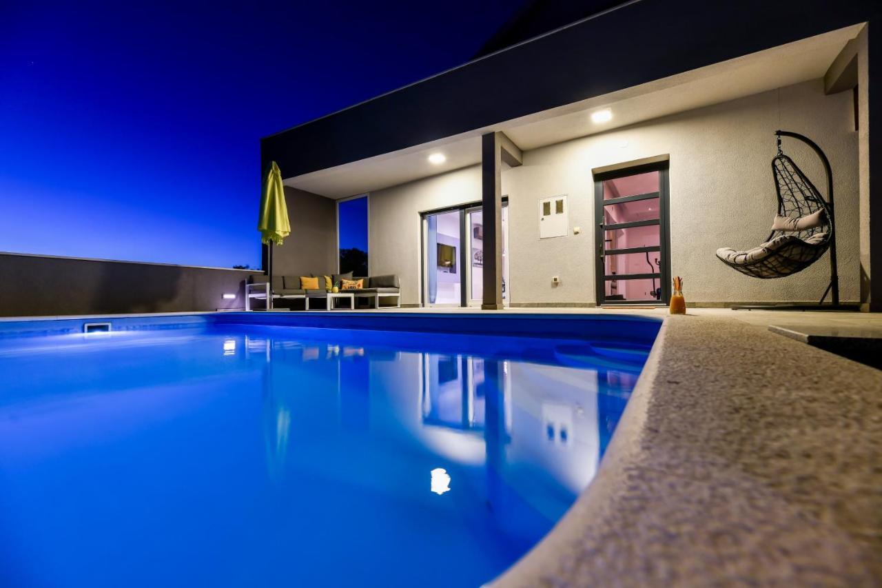 Luxurious Villa Natali Pridraga Zewnętrze zdjęcie